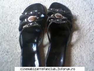 our stuff sandale intregi aveau niste kestiisi legau glezna, dar sunt mai mijto asa rupt alea ADMIN๋ �яєω *Bella*