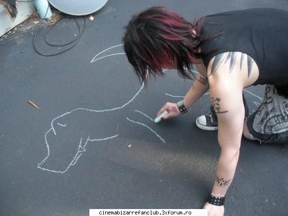 yu`s tre dau lectii cum deseneaza catel ADMIN๋ �яєω *Bella*