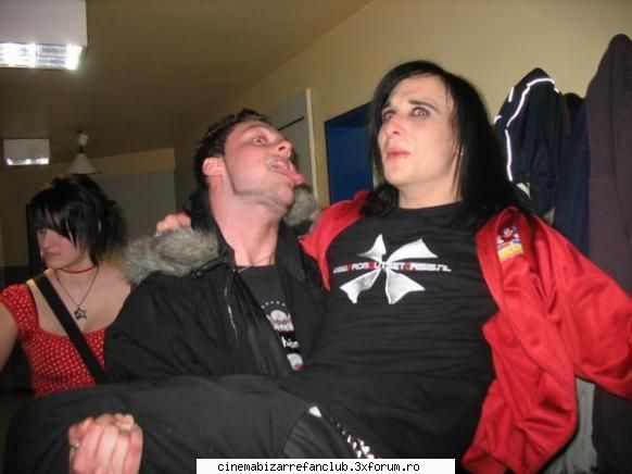 funny photos with tip:romeo pot rog vad cat pot ridic omule,fa zici ma'h?ai ma'h departe dau ADMIN๋ �яєω *Alice*