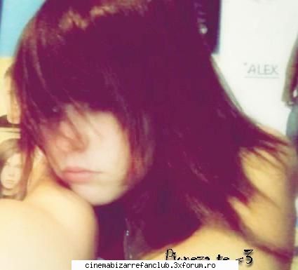 punky girl auoleu scz mai intrat dar mi`am uitat parola ierta`ti ?:o3