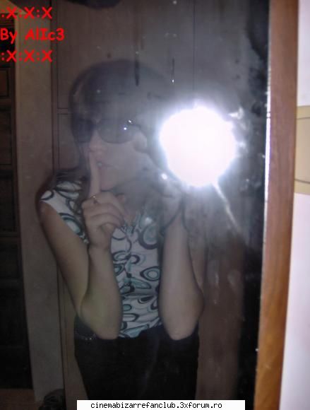 lonely little self poze noi ADMIN๋ �яєω *Alice*