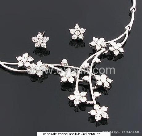 furtuna din mine colierul cerceii ADMIN๋ �яєω *Alice*