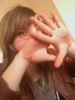 lonely little self stai linistita tzi'o nimeni ADMIN๋ �яєω *Alice*