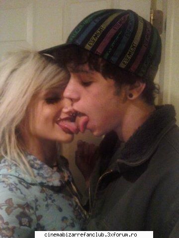 hot not? hawwttt &nbsp; &nbsp; &nbsp; omul asta drog sper posteze iar cineva inaintea mea... okay...