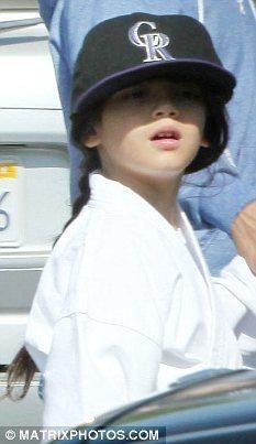 hot not? murit ras dak zis "ce cal hot" &nbsp; &nbsp; asta mic scump ADMIN๋ �яєω *Bella*