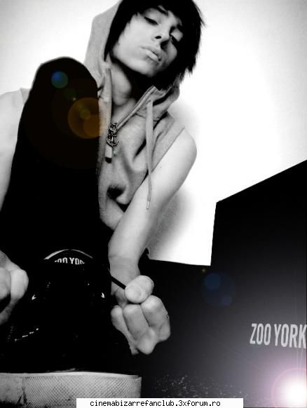 hot not? dragutsa.. ADMIN๋ �яєω *Cathy*