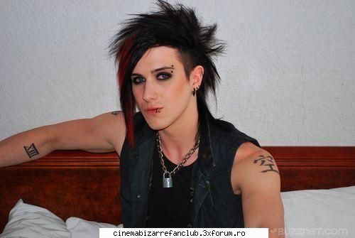 hot not? cine-i aia? ADMIN๋ �яєω *Bella*