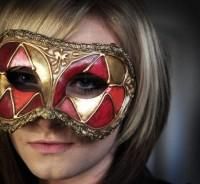 gandesti akm denis (colegul mai degraba faptul iarasi vrea stea altcineva banca,ca are ceva mine