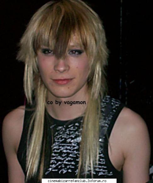 photos with shin tuh,kyra pun shi poze ubi meu daca nuh supy!!!