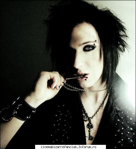 photos with shi aici