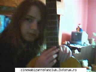 chitara mea l-am numit helena dupa cantec chemical romance