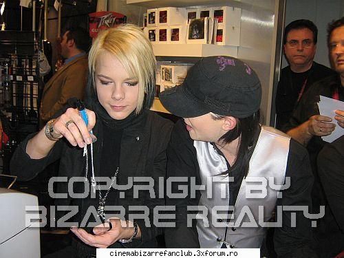 strify and kiro cred acolo ADMIN๋ �яєω *Cathy*