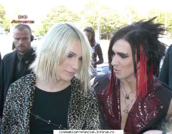 funny photos with &nbsp; &nbsp; &nbsp; &nbsp; dat lacrimile ras! saracul yu! pai dak luminor isi mai