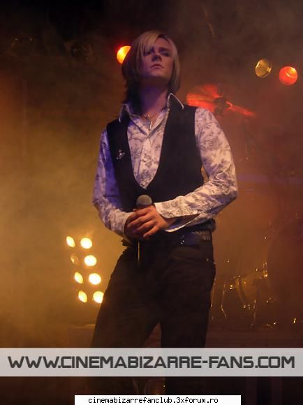 funny photos with strify: mah dar asa erau dar cum erau?kiro: stiu.. ADMIN๋ �яєω *Cathy*