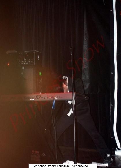 funny photos with m-am lovit kp!(yu: dak dai atata din el, ti-am izs las` iti trece!rom: abia incepe