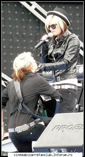 funny photos with the rain,i still see heaven grija mah,lasama cant.. after the rain...i still feel ADMIN๋ �яєω *Alice*