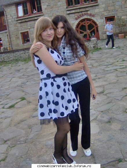 Bella-my person - Olala!Ce fata de rockeritza aveam aici P.S e Alice - � Pictures with us �