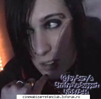 yu: vine,?nu vine?vine? uite-o ca aaaaaaaaa! vine bau-bau in varianta feminina! funny photos with cb