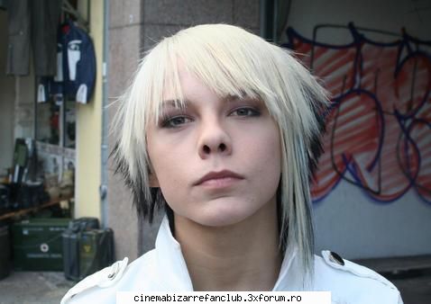 Kiro`s Grilfriend? - nu cred ca`i gay... e BI :|:|:| ... cred - � Kiro �