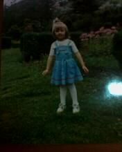 Little Alissu - eu cand aveam 4 anisori - � Childhood �