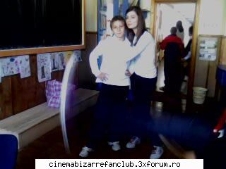 Me :X - are poze noi azi a vec George ;; ) in pauza - � Pictures with us �
