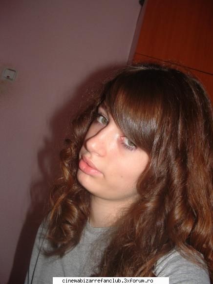 Me :X - azi mi`am facut paru` crets b-) in poza asta se - � Pictures with us �