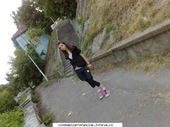 Me :X - asa sa revin cu poze noi > : ) - � Pictures with us �