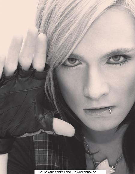 Pozele favorite - ce botic are uite k postez si eu o poza p care o - � Willkommen �