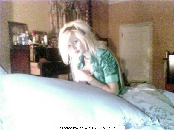 Yu`s girlfriend? - �..Love�Is�Dead..� - � Yu �