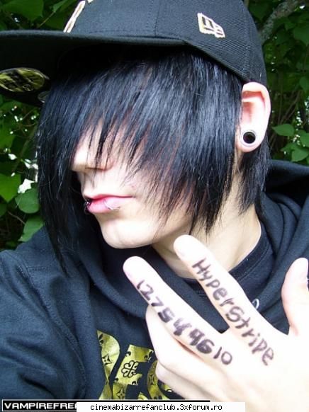 hot or not? - ce bun era ala dinainte =p~ calu :-? frumos. nu - � Games �